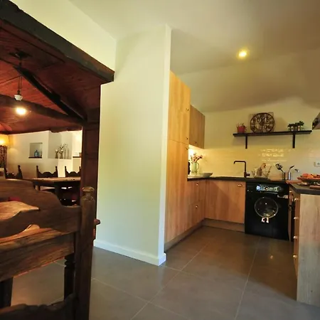 Casas De Santiago